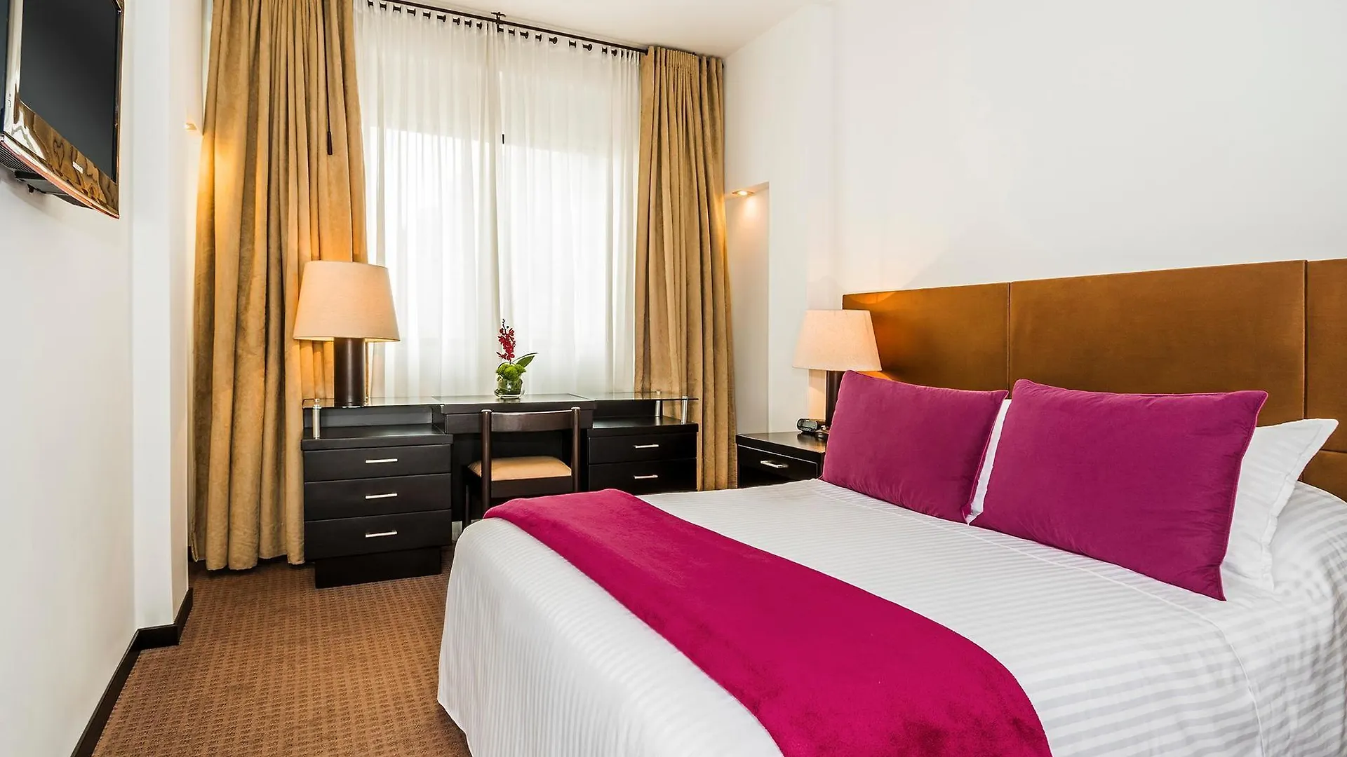 Hotel Augusta Bogota 4*,